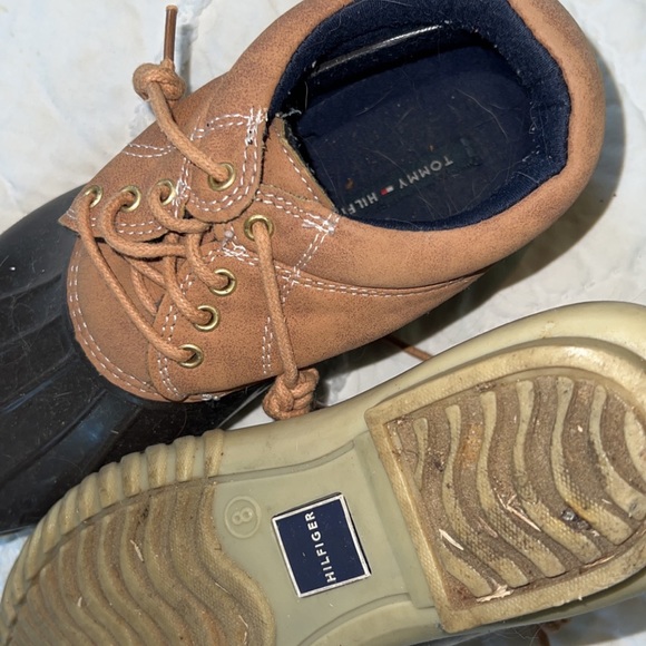 Tommy Hilfiger Duck Boots - Picture 3 of 3
